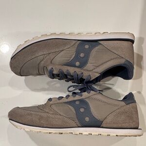 Saucony Men's Jazz Lowpro in Blue and Gray Sneakers